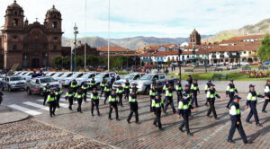 Alcalde de Cusco aprueba que Serenazgo use armas no letales