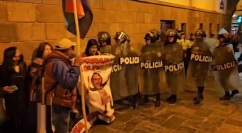 noticias cusco post «Es orden del gobierno» Policía confirma represión a protesta por día de la resistencia indígena.