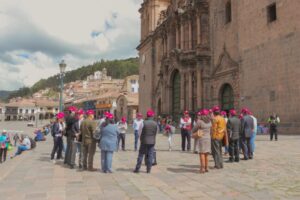 Realizan estudio de movilidad urbana en Cusco para mejorar el transporte y los espacios públicos.