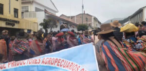 Cumbre Agropecuaria Cusco 2024: MIDAGRI y GORE Cusco dejan plantados a campesinos de la región