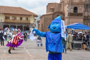 Día mundial del agua: Sedacusco participó en un colorido pasacalle