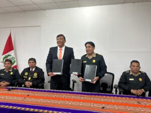 Región Policial Cusco y CORPAC firman contrato Comodato para fortalecer la seguridad en aeropuerto