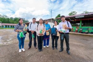 Cusco: CAMISEA entregó implementos para escolares y colegios en Megantoni