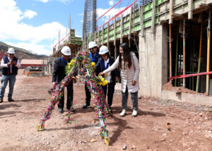 Inician construcción de moderno pabellón de aulas y laboratorios en el campus Qollana de la Universidad Andina del Cusco