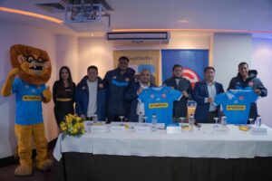 PagoEfectivo y Club Deportivo Garcilaso firman alianza por el futbol en Cusco