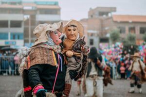 Mes de carnavales en Perú: en dónde se festejan y cómo llegar.