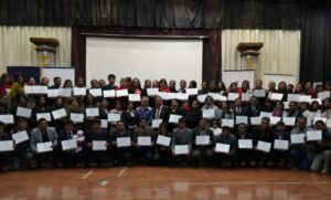 Cusco: Cien docentes de Espinar culminan diplomado en Gestión Educativa y pensamiento de orden superior