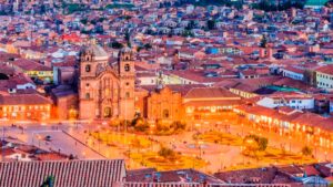 Cusco: Proyectan la llegada de más de 90,000 turistas en junio con fuerte gasto promedio.
