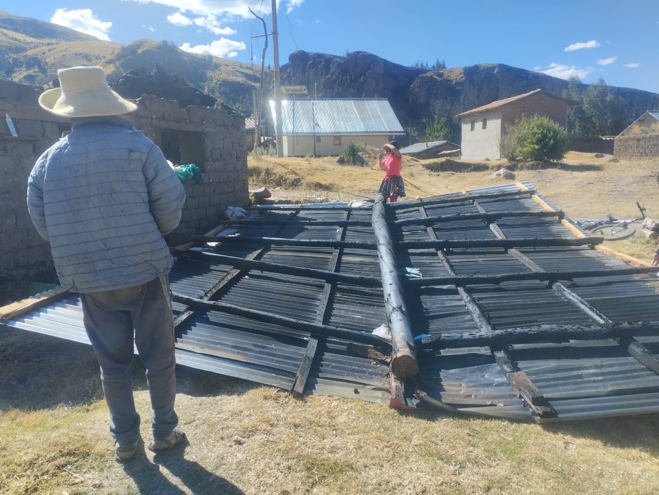 Fuertes vientos dañan viviendas en Omacha, provincia de Paruro Fuertes vientos dañan viviendas en Omacha, provincia de Paruro