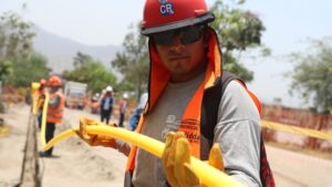 Minem y Cálidda firman adenda de contrato para ampliar distribución de gas natural en 7 regiones del centro y sur