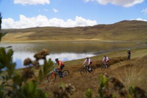Ciclistas de 20 países visitaron Cusco para competencia internacional Machu Picchu Epic 2025