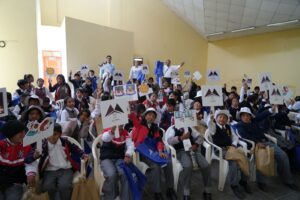 Antapaccay lleva Inteligencia Artificial a escuelas rurales de Espinar con talleres ambientales y en quechua