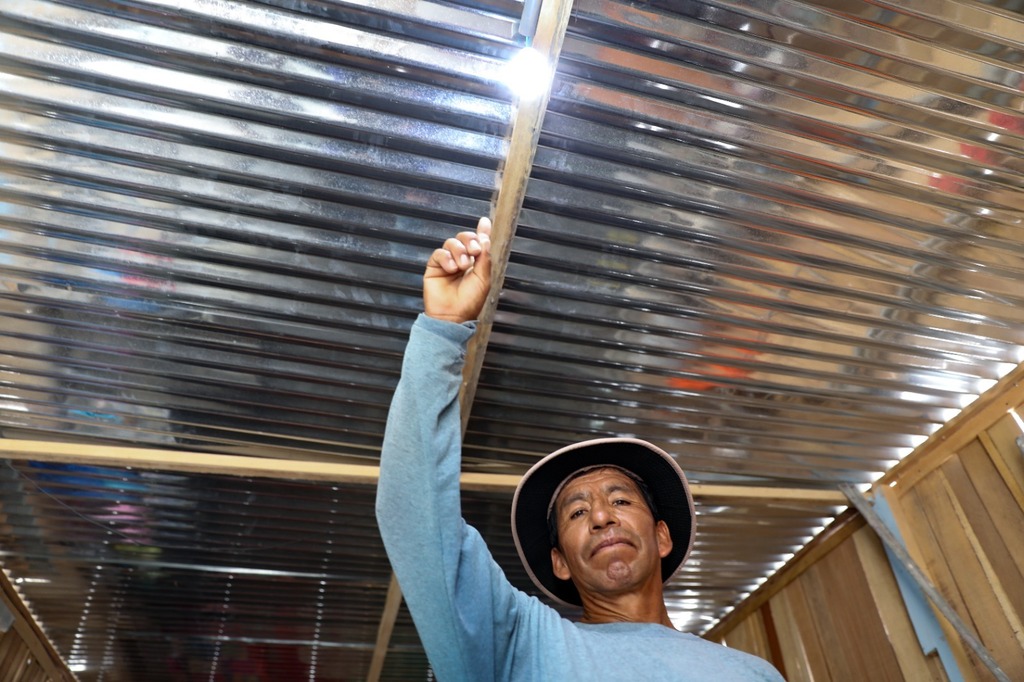 Proyecto de electrificación en Kimbiri beneficia a más de 25 mil pobladores rurales