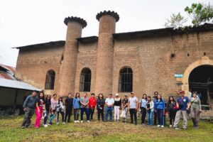 UNSAAC realiza trabajo académico en la exhacienda Potrero de Santa Ana para elaborar plan de turismo