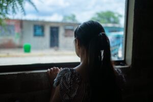 Perú: Más de 70 niñas menores de 14 años fueron madres en los primeros meses del año 2026