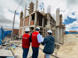 Contraloría detecta ingenieros sin experiencia acreditada en obra educativa de Espinar de más de S/ 11 millones