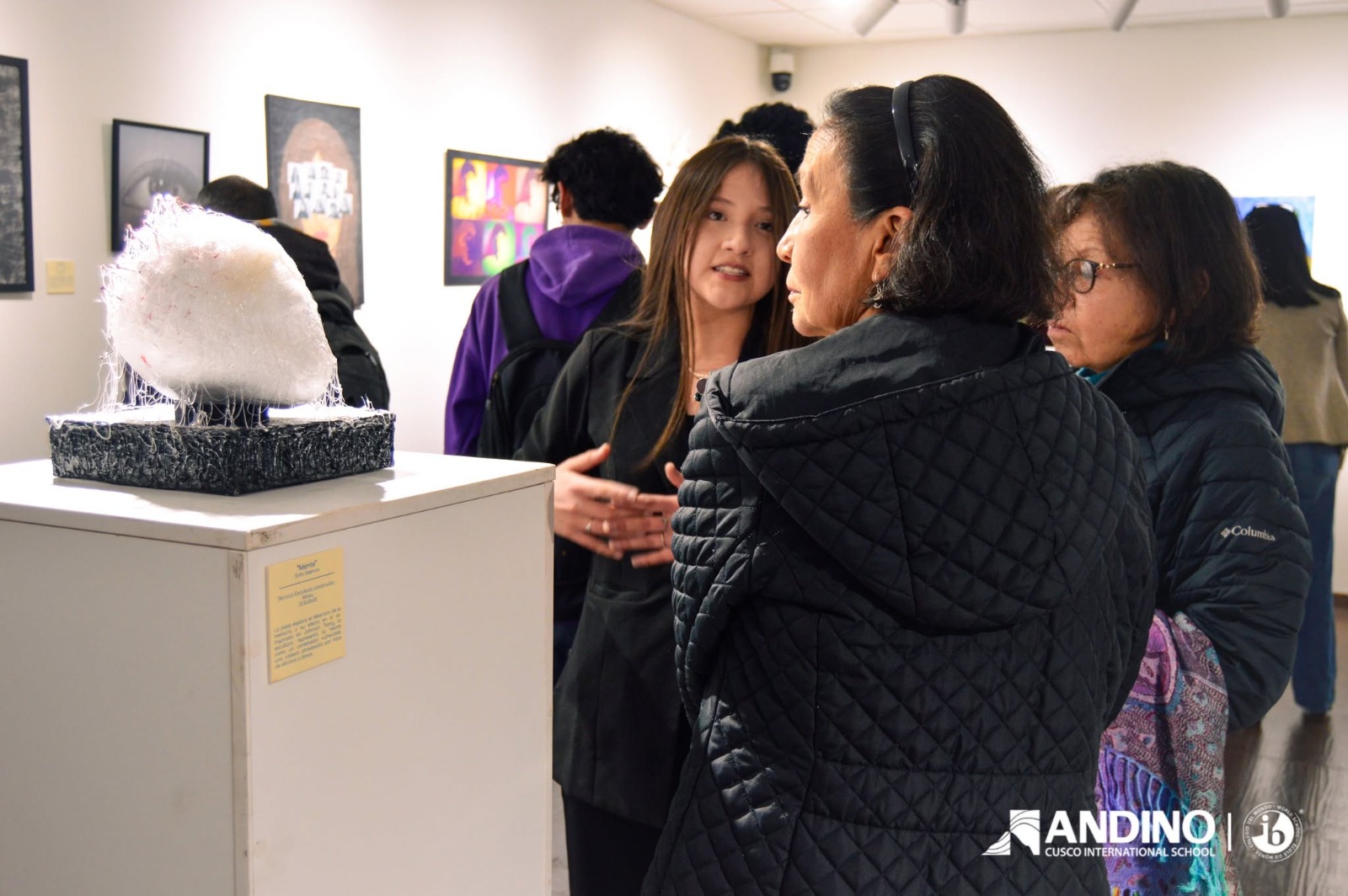 Estudiantes de Andino Cusco International School presentan muestra de arte en el ICPNA Cusco
